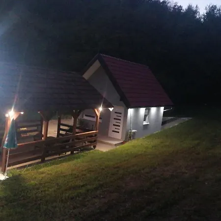 Ferienhaus Vikendica La Anja *